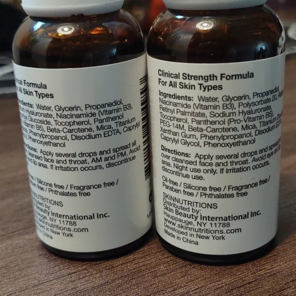 Hyaluronic acid+vitamin C serum and retinol serum duo - Picture 3 of 7